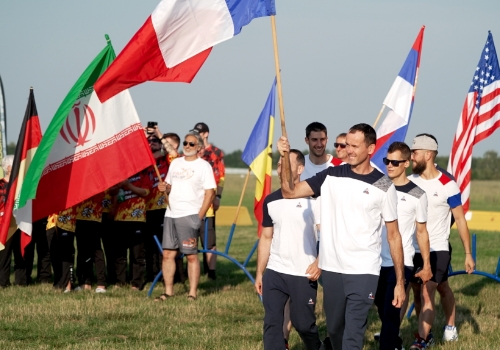 zahajovací ceremoniál mistrovství světa v parašutismu